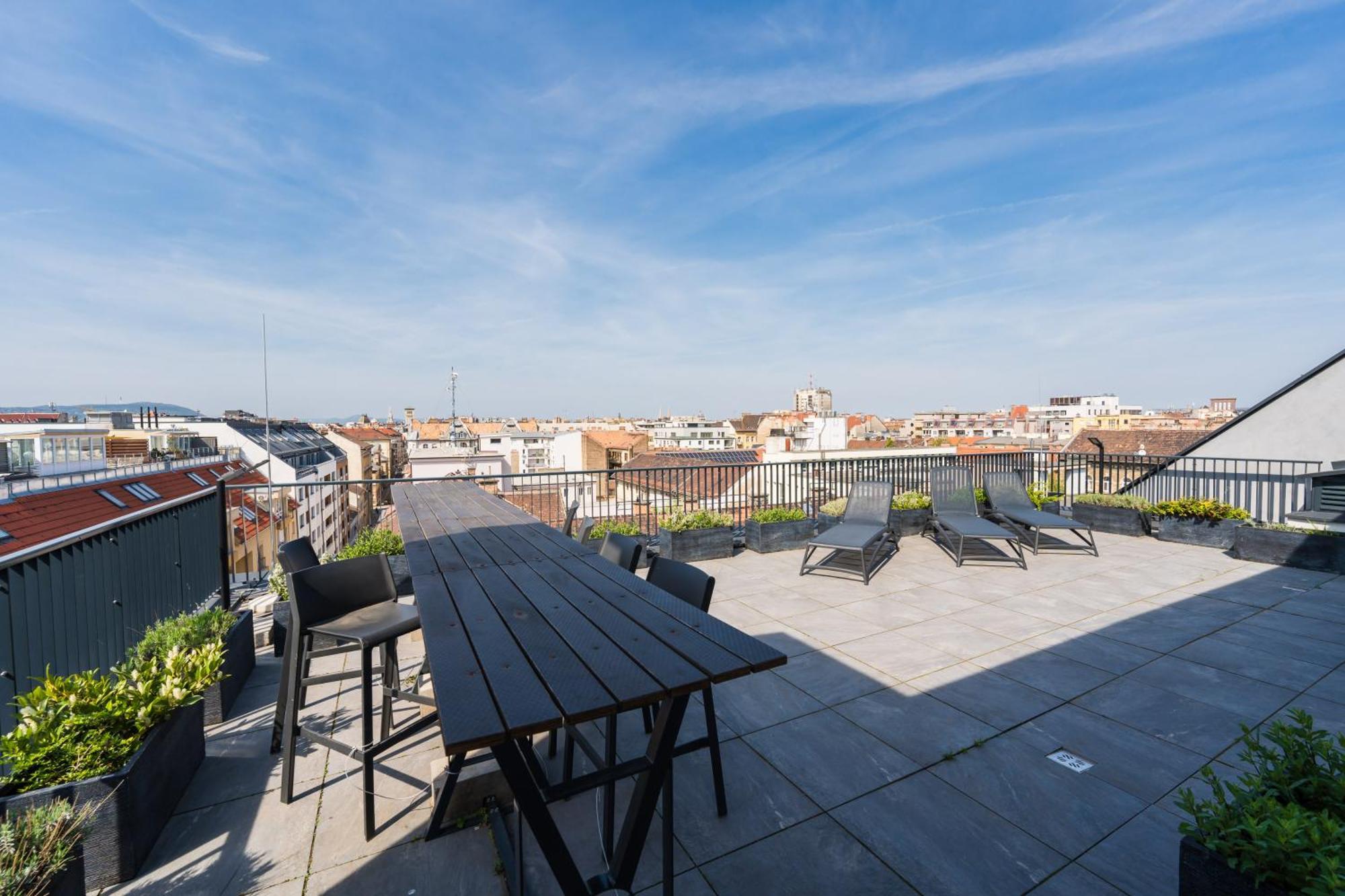 Brand New Modern Apartment-2 Rooms-Balcony-Garage Budapest Exterior photo